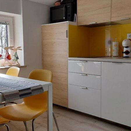 Apartma Marjetica กอซด์มาร์ทูลเย็ก ภายนอก รูปภาพ